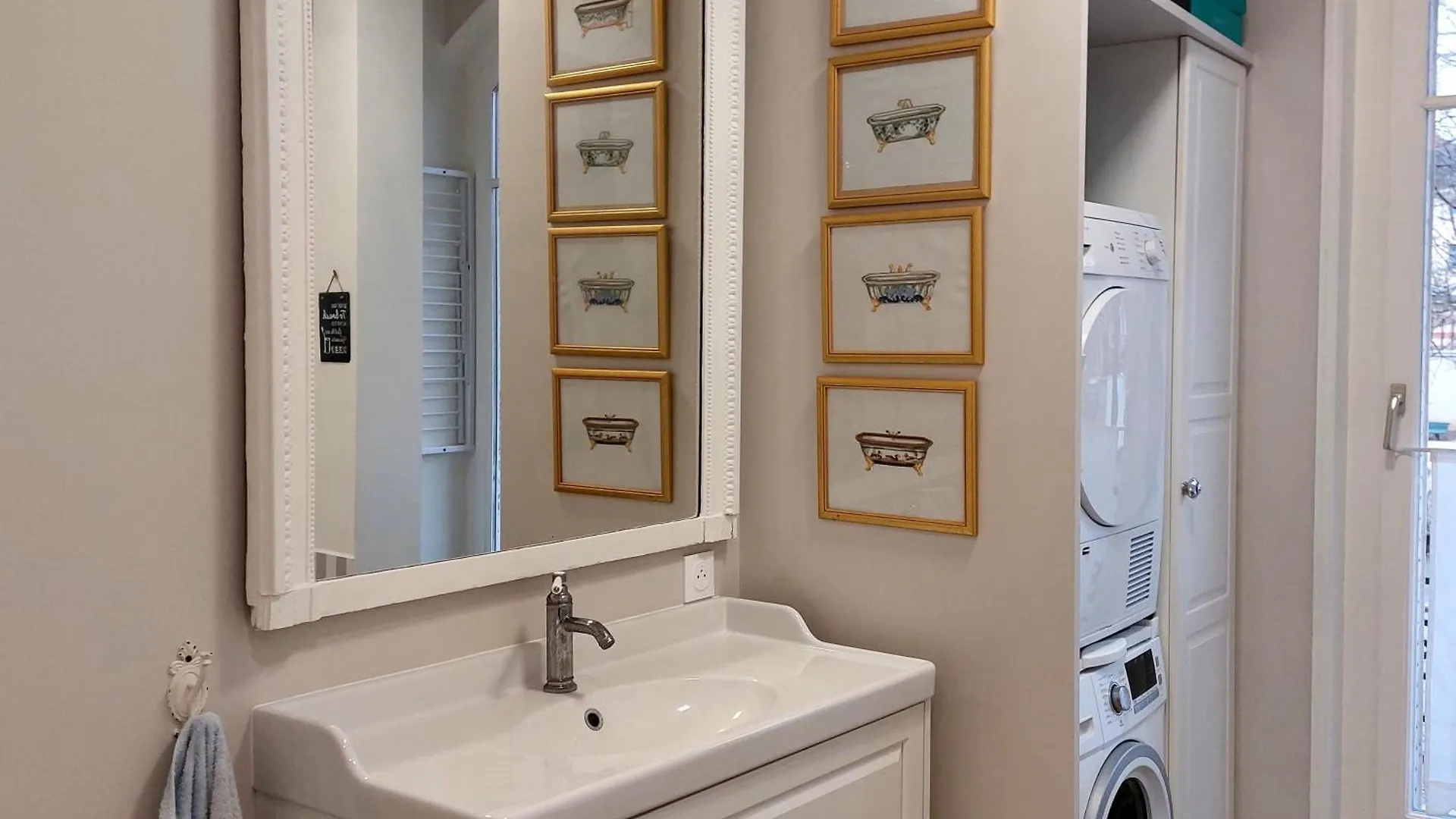 Bel Centre Apartment Paris